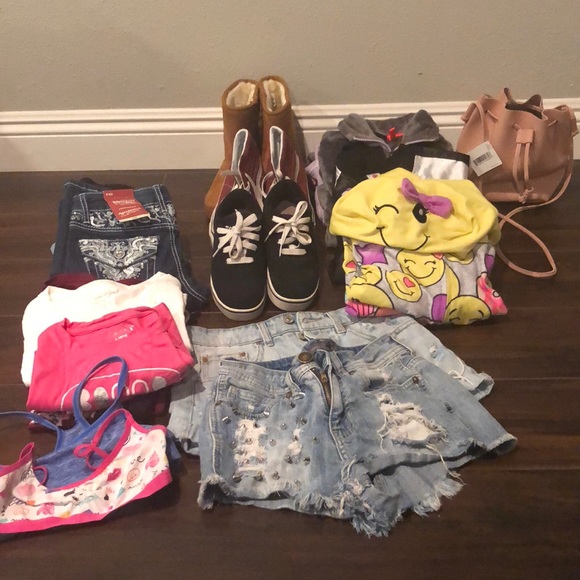 Girls bundle vans, justice heeleys Arizona jeans - Picture 2 of 8